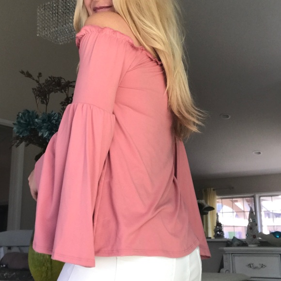 Hip Sexy Shoulders Top 🌸 Sale - Picture 6 of 6